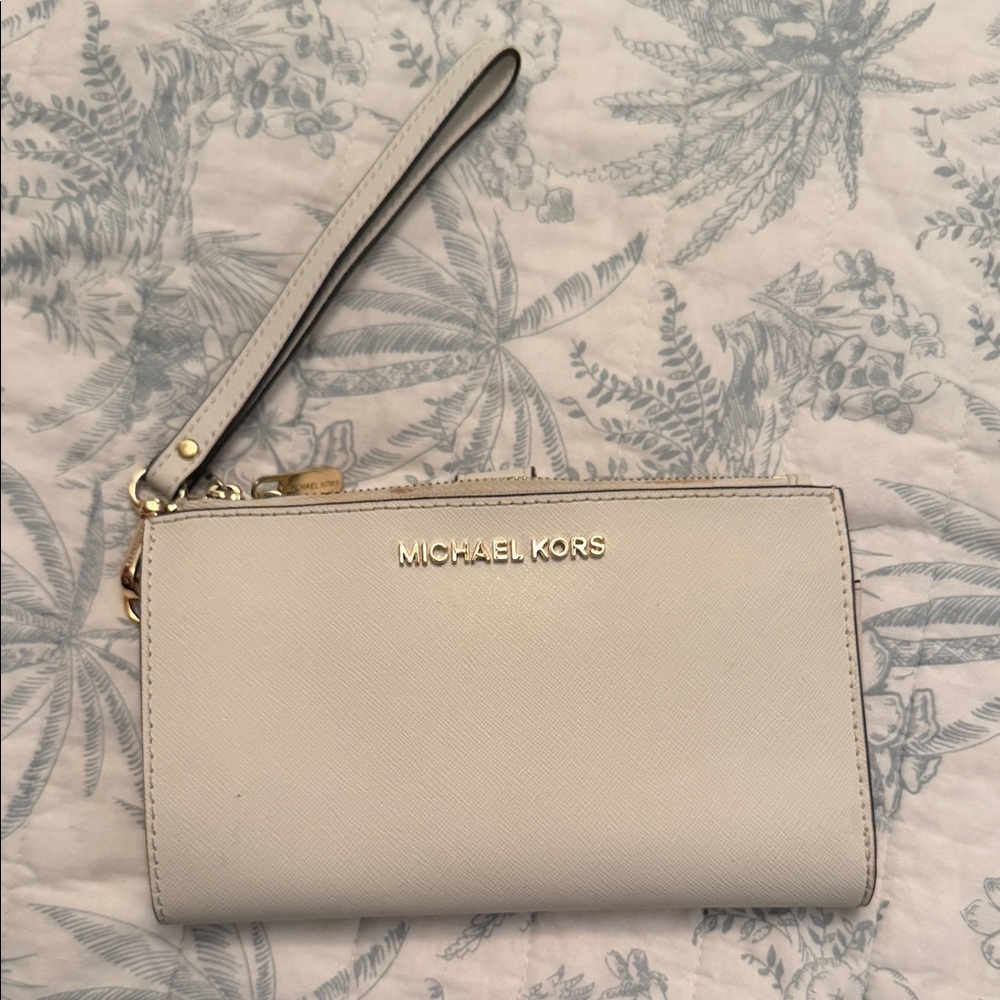 Michael Kors Light Gray Wristlet
